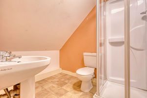 En-Suite- click for photo gallery